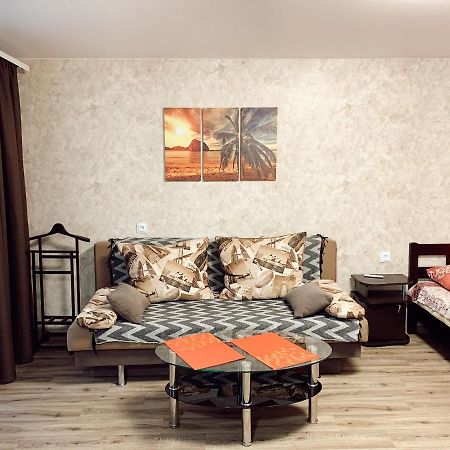 Apartment - Sobornyi Prospekt 97 Zaporizhia Exterior foto