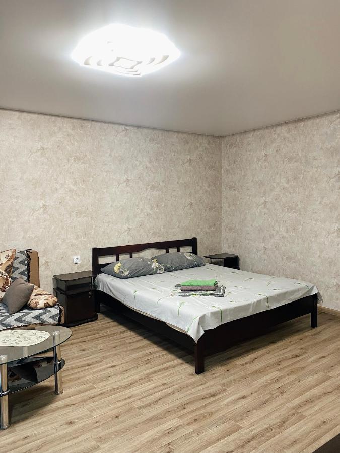 Apartment - Sobornyi Prospekt 97 Zaporizhia Exterior foto