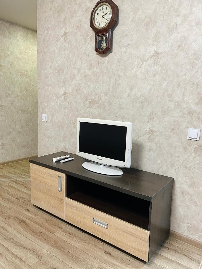Apartment - Sobornyi Prospekt 97 Zaporizhia Exterior foto